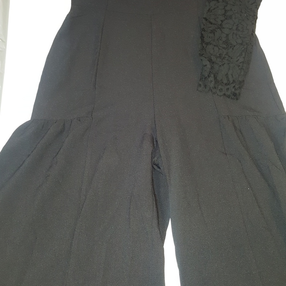 Sale!! Lace Sleeve Jumpsuit - Picture 3 of 4